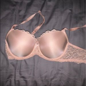 Victoria’s Secret lined Demi